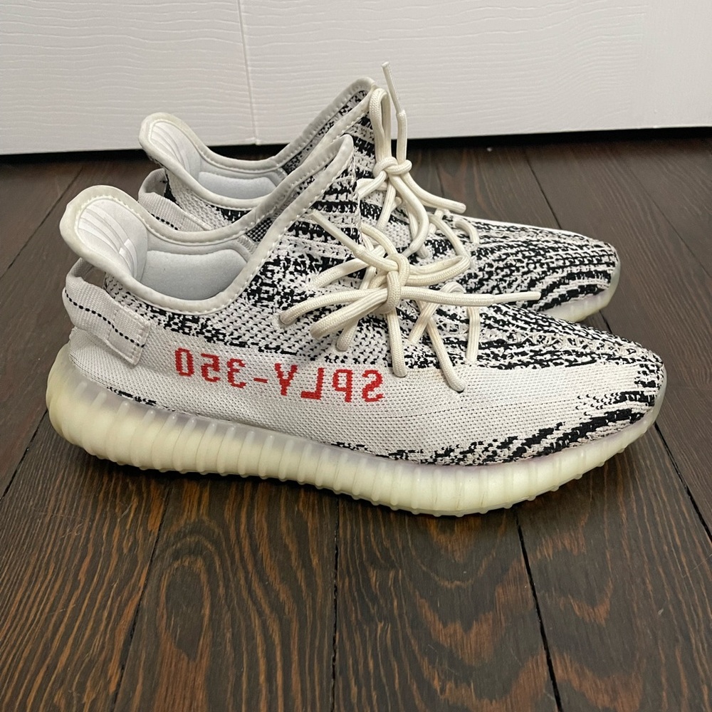 Yeezy 350 Zebra